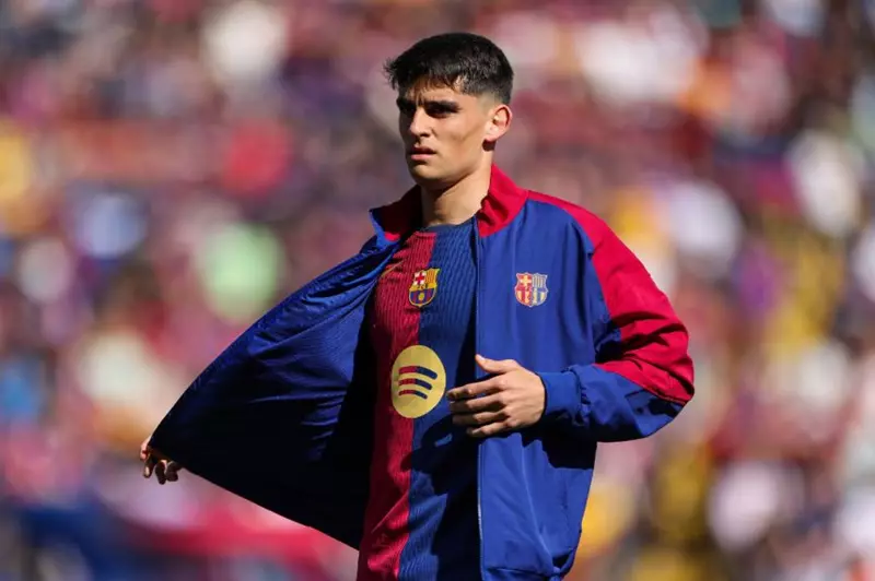 جيرارد مارتن لاعب برشلونة